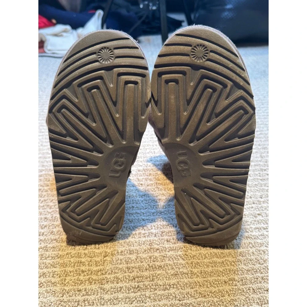 UGG Bailey Bow II Gray Sheepskin Boots Women's Size 5‎ Ribbon Suede Winter Boots